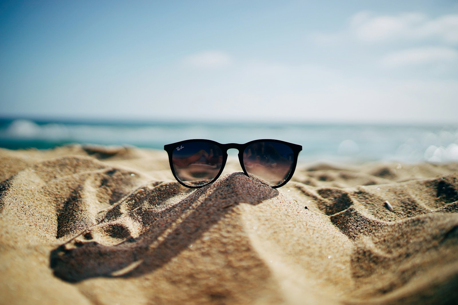 ¿Tus gafas de sol protegen de verdad? UV400, categorías de filtro y el engaño de la calima